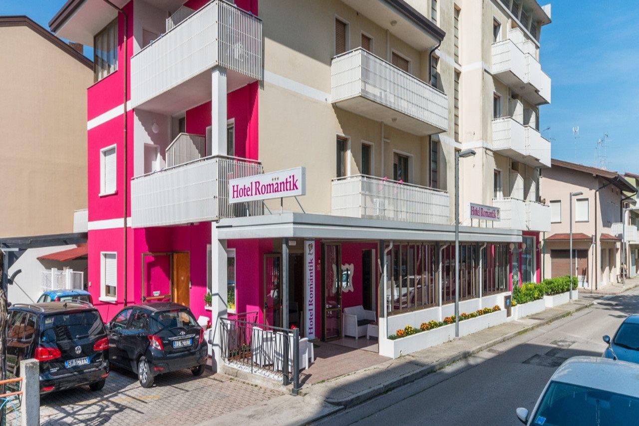 Hotel Romantik Линьяно-Саббьядоро Экстерьер фото