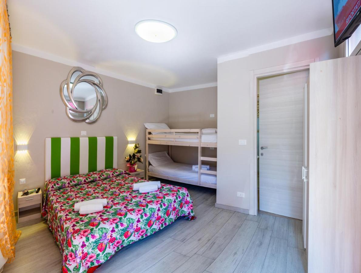 Hotel Romantik Линьяно-Саббьядоро Экстерьер фото